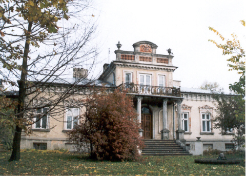 Pa�acyk przy ulicy �yrardowskiej