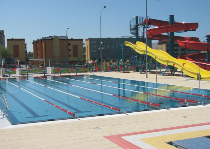 TERMY: widok na basen sportowy