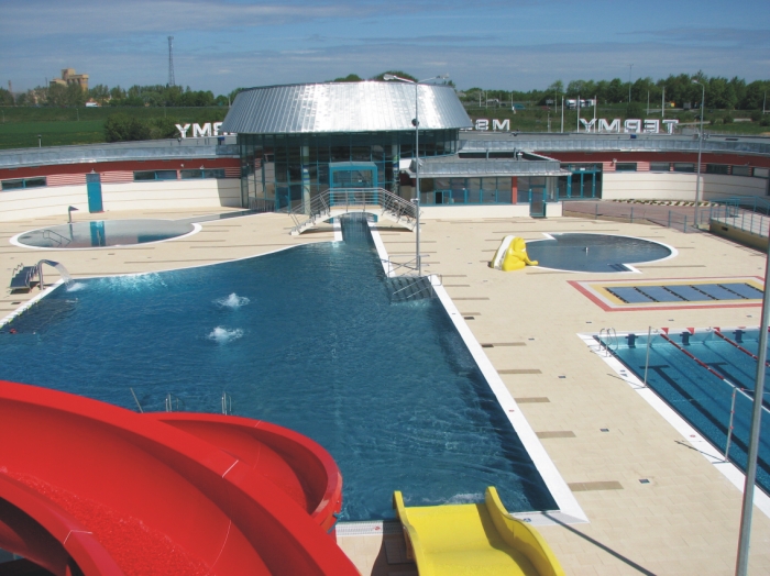 Kompleks TERMY MSZCZON�W z zewn�trz